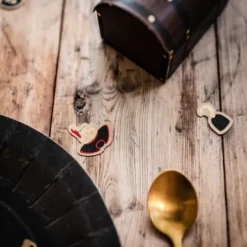 100 Confettis De Table Theme Pirate