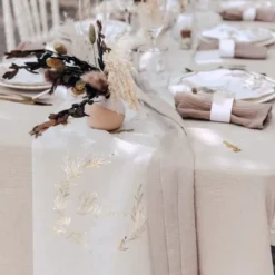 Chemin De Table Bapt Me Mousseline Blanc Liser Vegetal Or