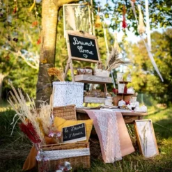 Chemin De Table Fleurie Dentelle Blanche