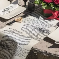 Chemin De Table Romantique Musique