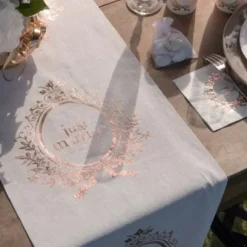 Chemin De Table Rose Gold Just Married