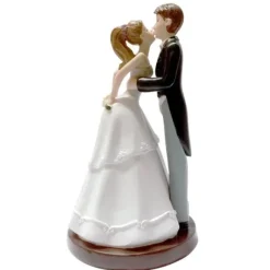 Couple De Mari S Embrasse Moi