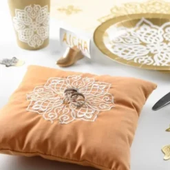 Coussin Porte Alliance Oriental Or