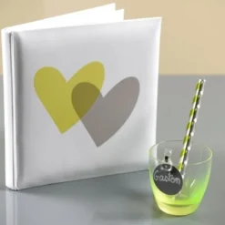 Livre D'Or Mariage Original Avec Coeur Vert Anis